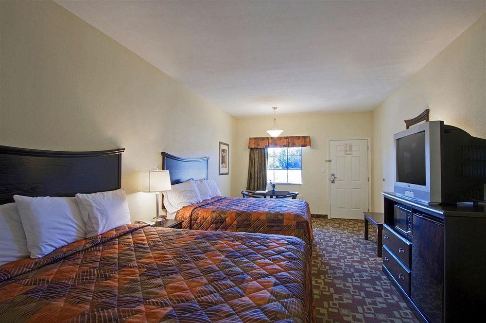 Americas Best Value Inn Byhalia Δωμάτιο φωτογραφία